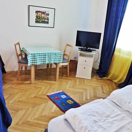 Apartment Naschmarkt Βιέννη Δωμάτιο φωτογραφία